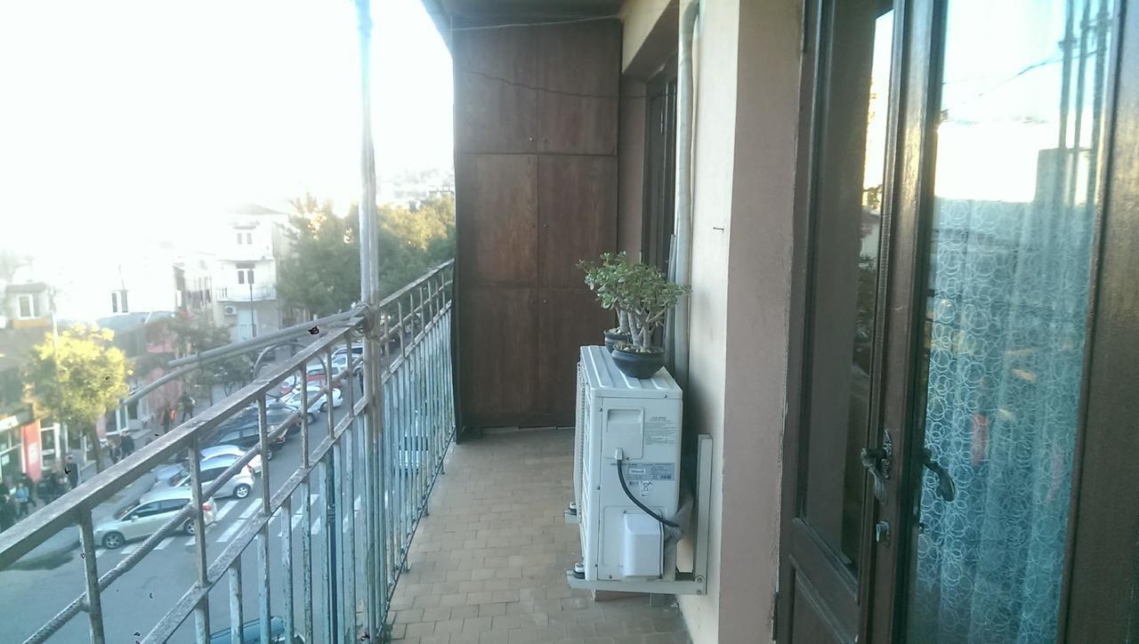 Apartment K. Gamsakhurdia St. Batumi Exteriör bild